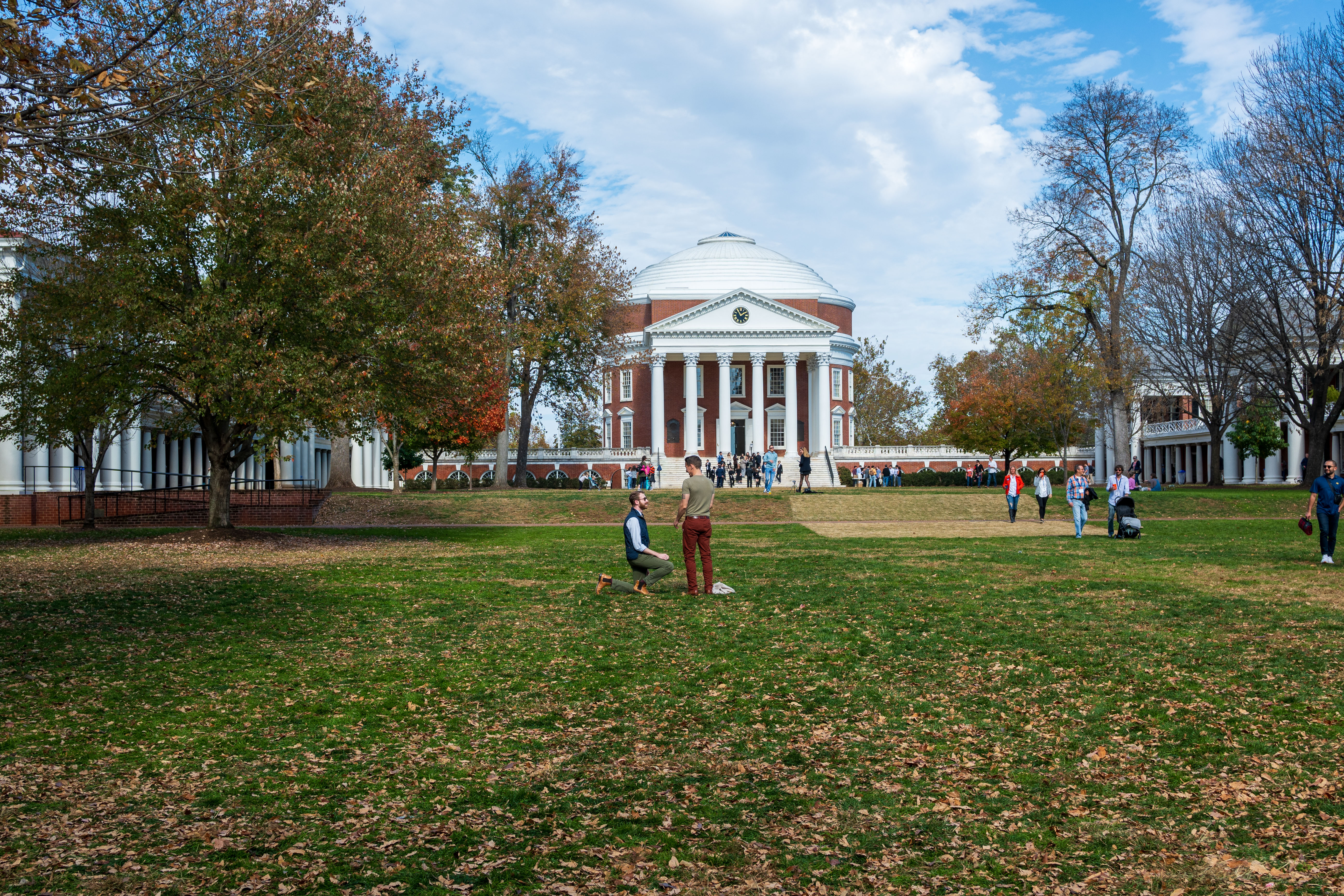 求婚的意义与中国人的商业化求婚